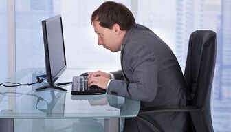 Osteokonondrosaren cervikala garatzeko arrazoiak